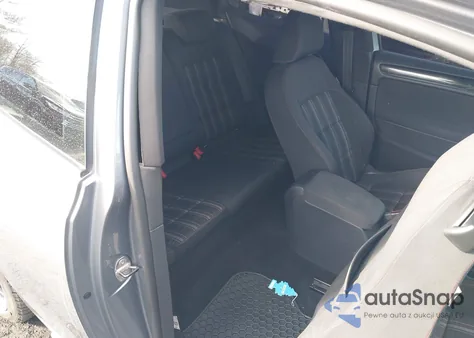 2010 Volkswagen Gti 2-Door z USA, uszkodzony, nr VIN WVWEV7AJ2AW187165